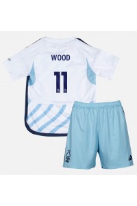 Nottingham Forest Chris Wood #11 Jalkapallovaatteet Lasten Vieraspeliasu 2023-24 Lyhythihainen (+ Lyhyet housut)